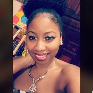 Meet your Posher, Cher